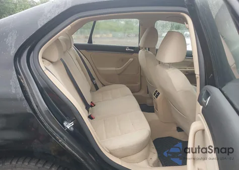 2009 Volkswagen Jetta S z USA, uszkodzony, nr VIN 3VWJM71K09M165670